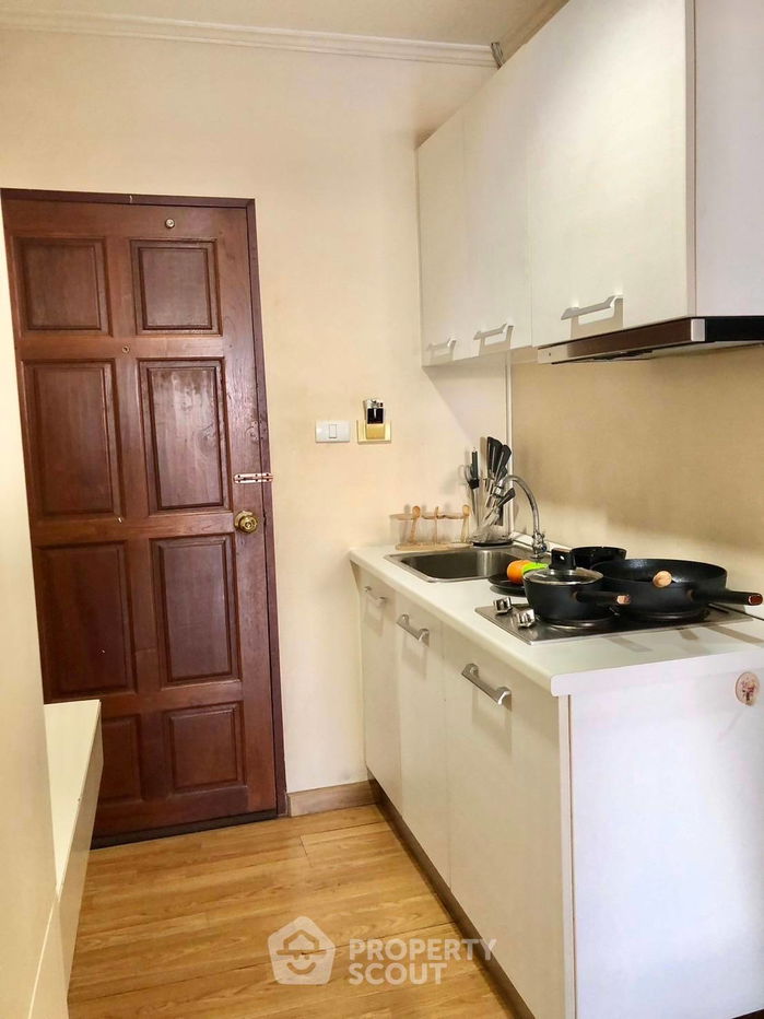 picture Studio Condo at Baan Klang Hua Hin Condominium close to Hua Hin Night Market (ID 2289815) - 11/13
