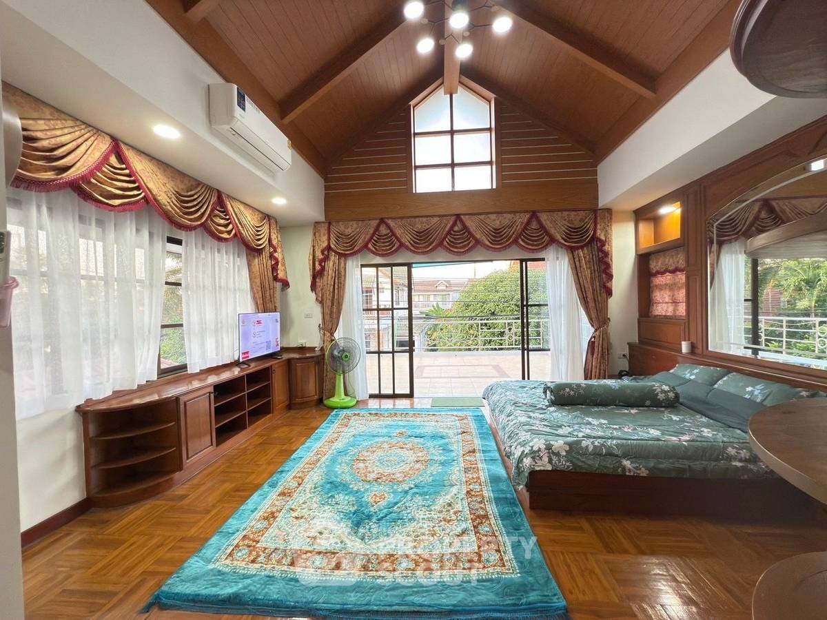 picture 5-BR Villa close to Pattaya (ID 2103529) - 25/36