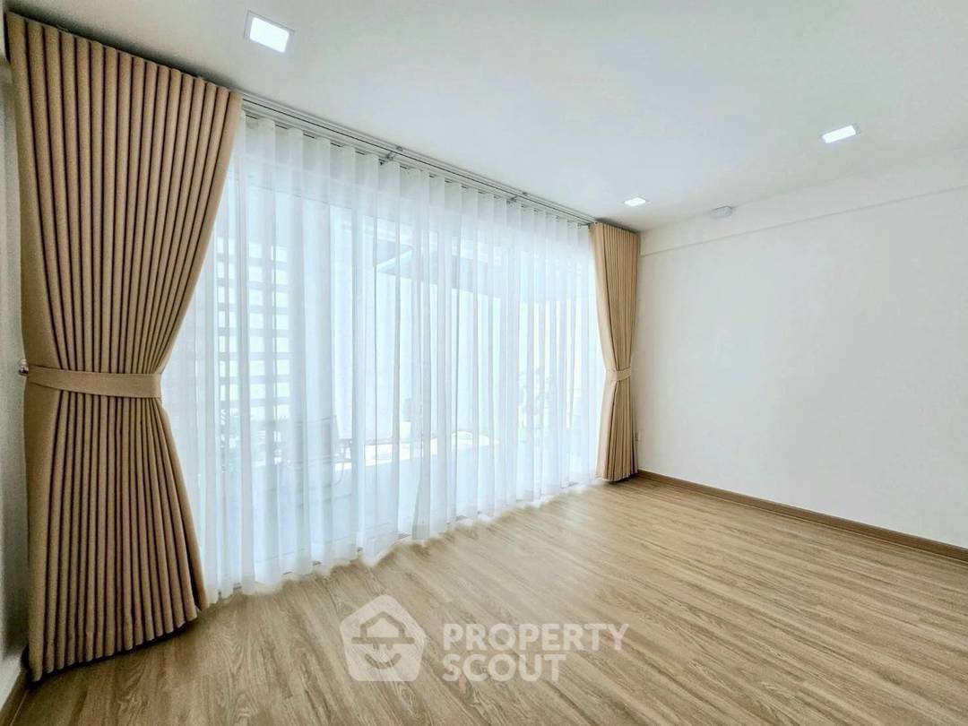 รูป บ้าน 3-ห้องนอน ใน สุรศักดิ์ (ID 2091739) - รูปที่ 8/20