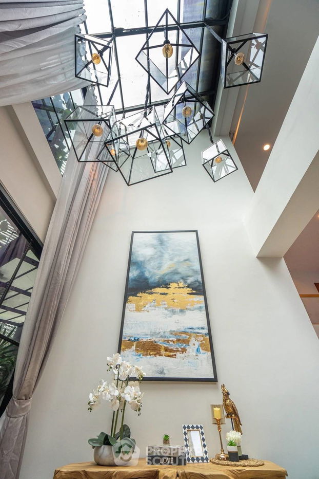 picture 4-BR House close to Sukhumvit (ID 2284353) - 14/20