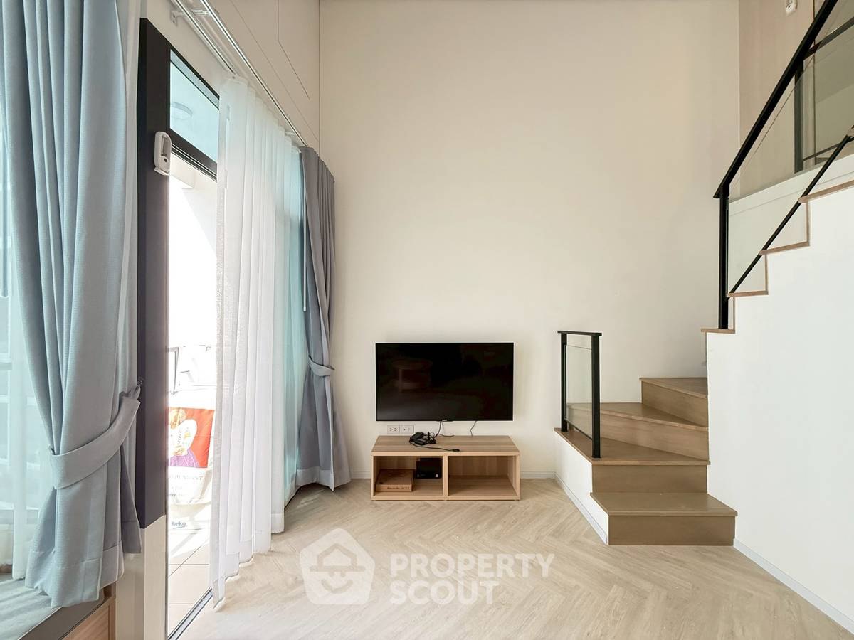 picture 1-BR Condo at Landmark @MRTA Station in Bang Kapi (ID 2281591) - 4/10