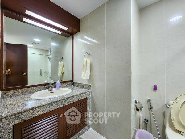 รูป คอนโด 3-ห้องนอน ที่ วัฒนา ไฮทส์ คอนโดมิเนียม ใกล้ MRT สุขุมวิท (ID 2005446) - รูปที่ 24/28
