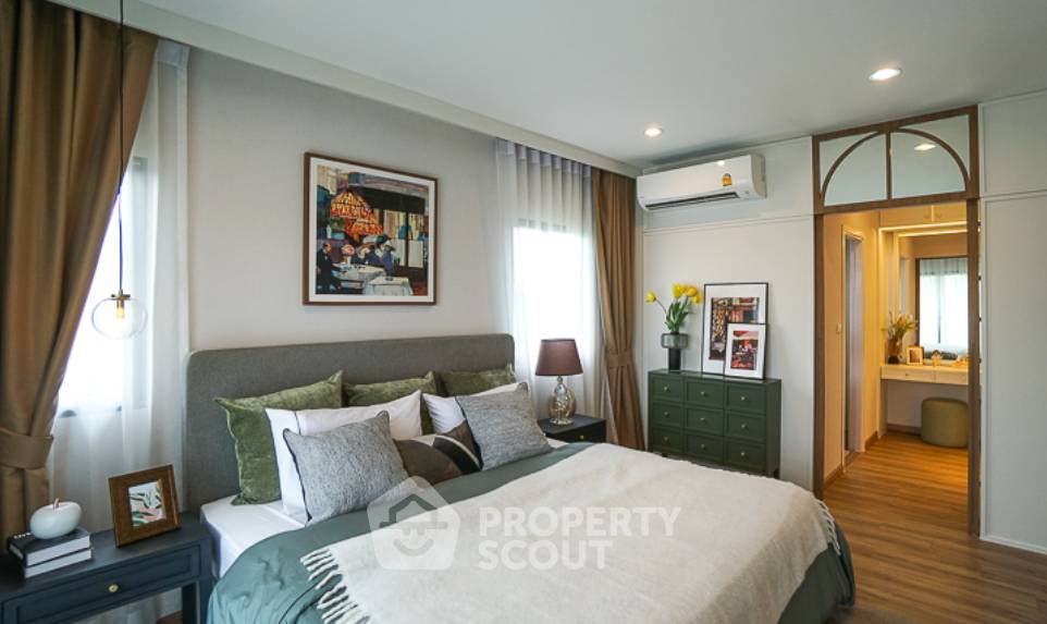 picture 4-BR House at The Plant Chalongkrung 2 in Lam Phak Chi (ID 2149849) - 2/5