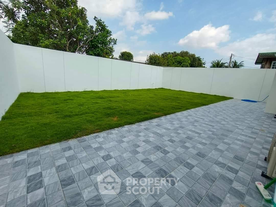picture 3-BR Villa close to Huai Yai (ID 1540364) - 7/20