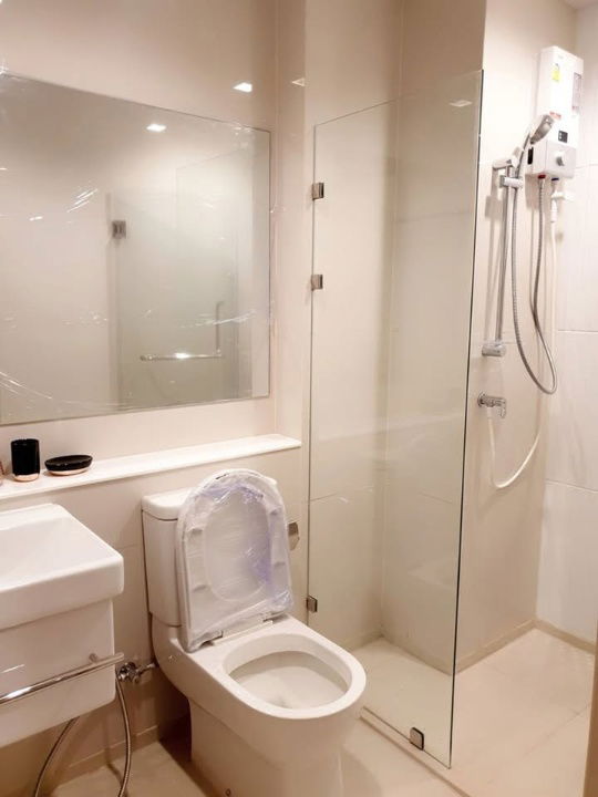 picture Condo for Rent at Life One Wireless (D6809012) - 4/6