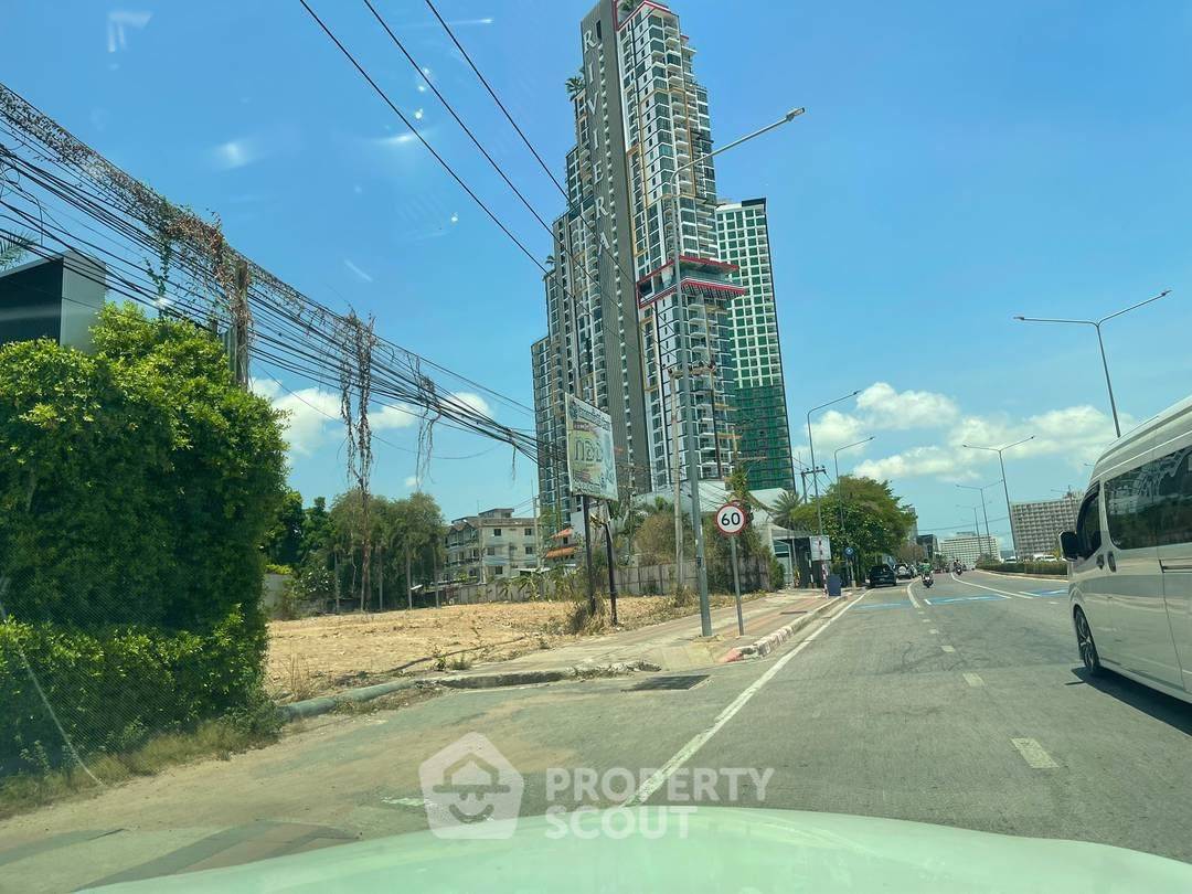 picture 2,916 m² Land for Sale close to Jomtien Beach (ID 2105503) - 2/5
