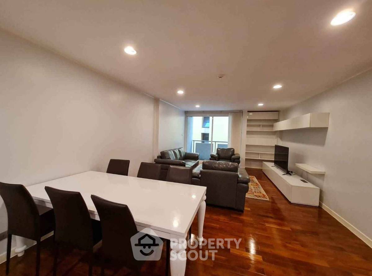 picture 3-BR Condo at Baan Siri Ruedee Condominium near BTS Phloen Chit (ID 2087870) - 2/12