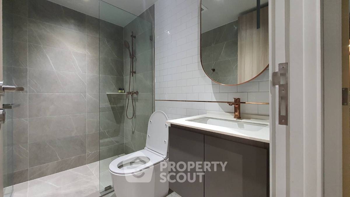 picture 2-BR Condo at Chapter Thonglor 25 close to Thong Lo (ID 828982) - 3/11