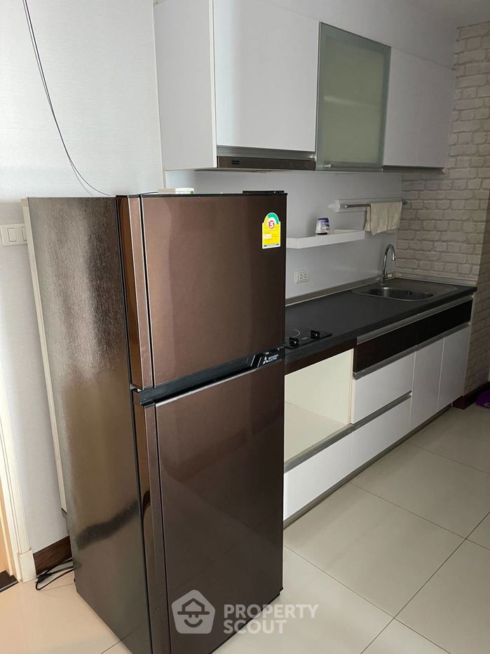 picture Studio Condo at Supalai Prima Riva Rama 3 - Narathiwas in Chong Nonsi (ID 1334667) - 4/8