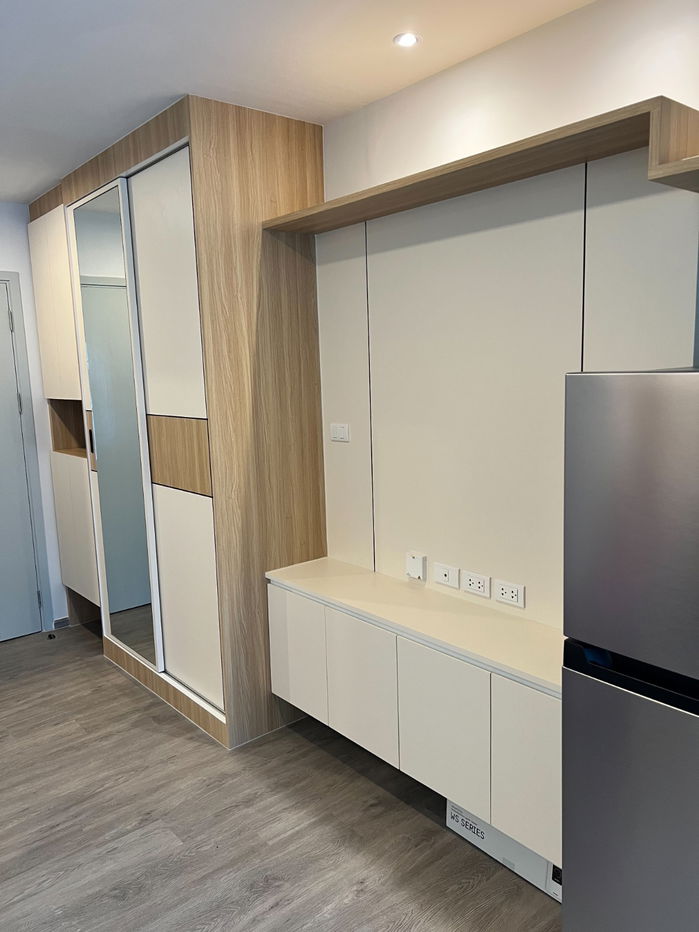 picture Condo For Rent Regent home bangna Fully fernished Lease 10000- - 2/9