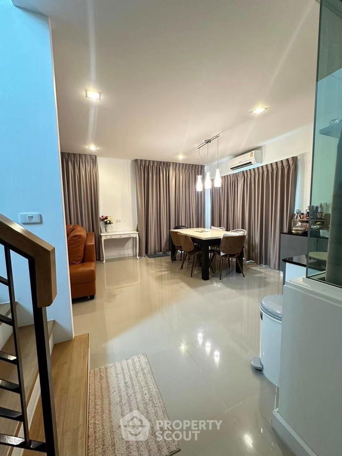 รูป บ้าน 4-ห้องนอน ที่ โกลเด้น นีโอ บางนา-กิ่งแก้ว ใกล้ ท่าอากาศยานสุวรรณภูมิ (ID 2008043) - รูปที่ 45/50