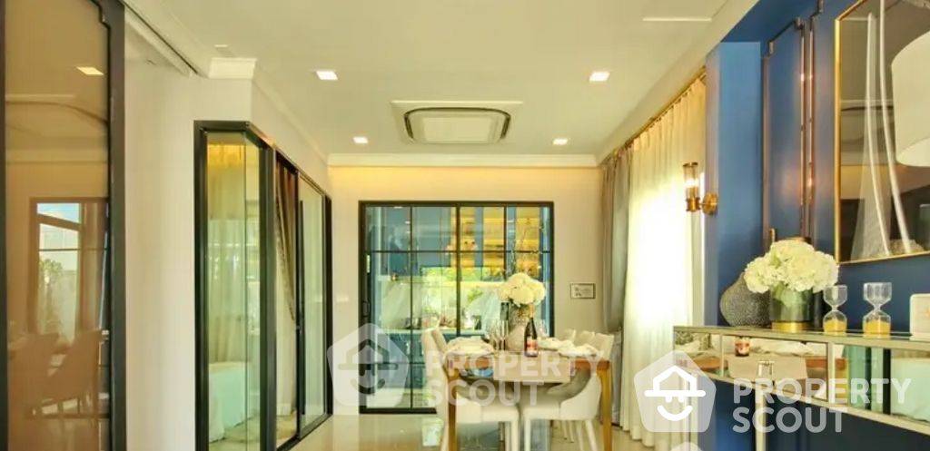picture 4-BR Townhouse at Pruksa Ville Theparak - Srinakarin in Phraeksa Mai (ID 2185224) - 3/6