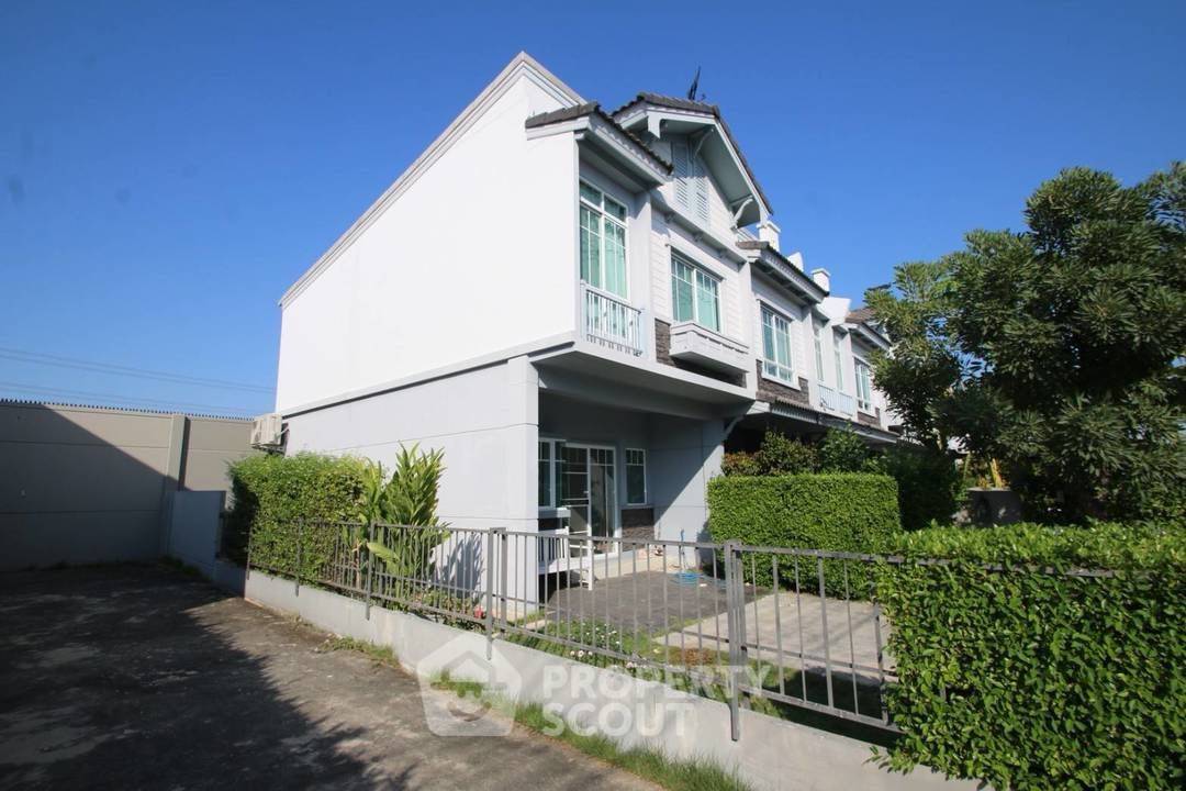รูป ทาวน์เฮาท์ 2-ห้องนอน ที่ อินดี้ ศรีนครินทร์-ร่มเกล้า ใน มีนบุรี (ID 2075536) - รูปที่ 3/20