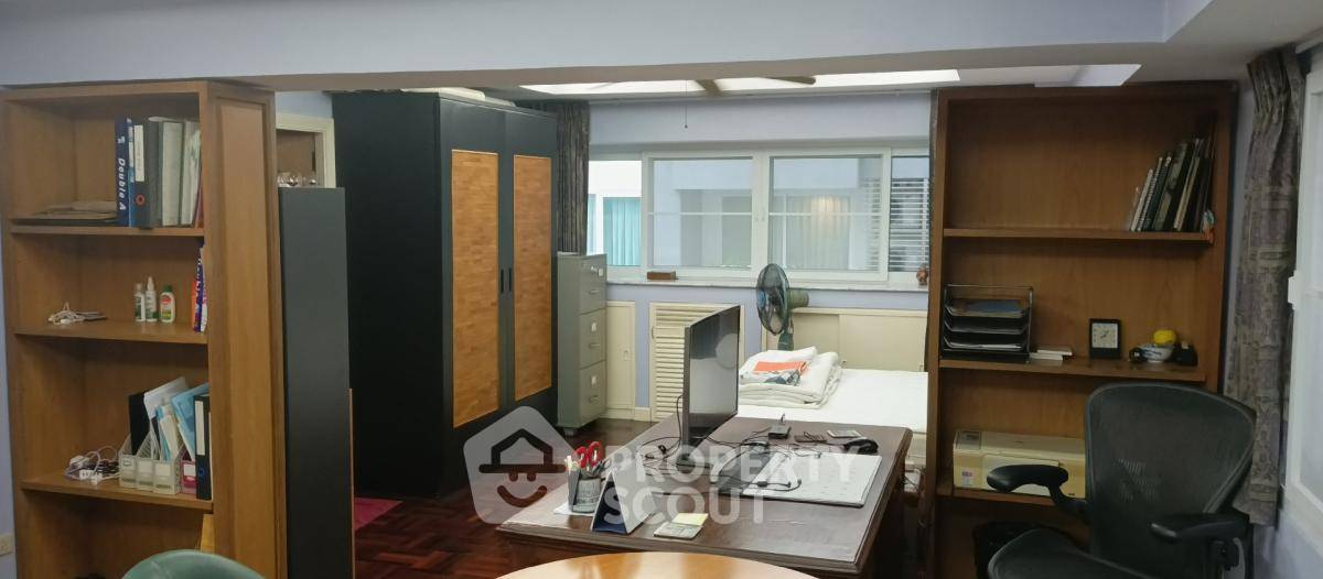 picture 3-BR Condo at Siam Penthouse 1 Condominium near BTS Nana (ID 2054780) - 1/38