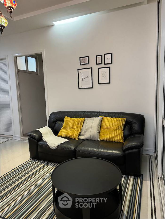 picture 2-BR Condo at T.c. Green Rama 9 near MRT Phra Ram 9 (ID 1518133) - 7/14