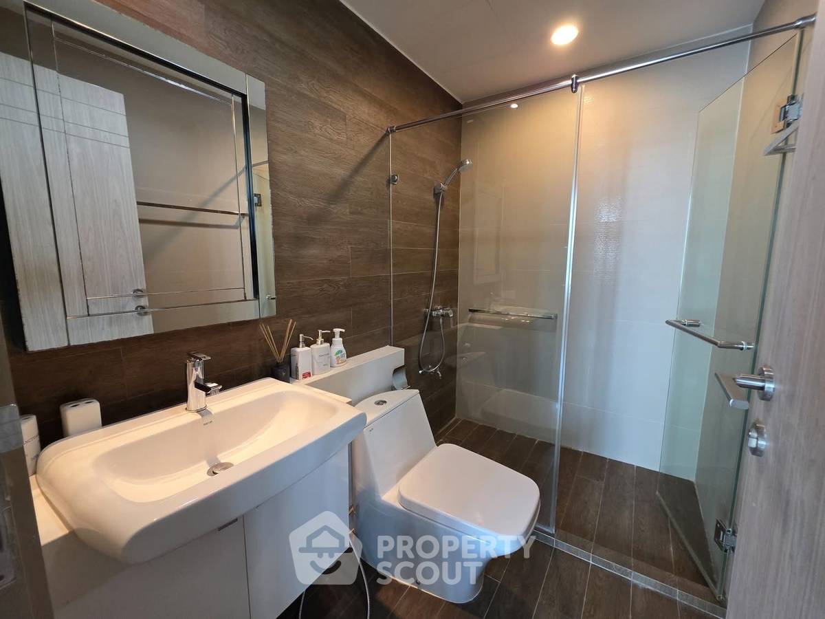 picture 3-BR Condo at Watermark Chaophraya near BTS Krung Thon Buri (ID 2152685) - 11/17