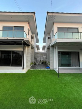 6-BR Semi-detached House in Bang Phli Yai (ID 1110259)