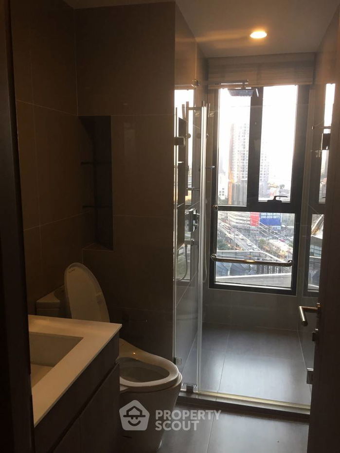 รูป คอนโด 1-ห้องนอน ที่ ไอดีโอ โมบิ อโศก ใกล้ MRT เพชรบุรี (ID 392653) - รูปที่ 13/17