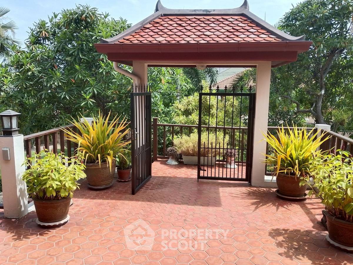 picture 3-BR Villa close to Huai Yai (ID 2146445) - 13/18