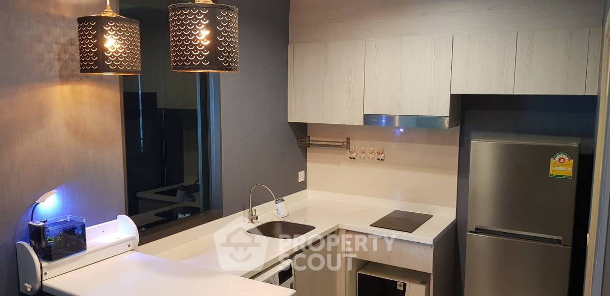 picture 1-BR Condo at Life Pinklao near MRT Bang Yi Khan (ID 944569) - 4/13