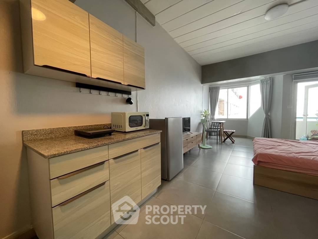 picture Studio Condo at Thiantong Condo close to Jomtien Beach (ID 2057229) - 3/8