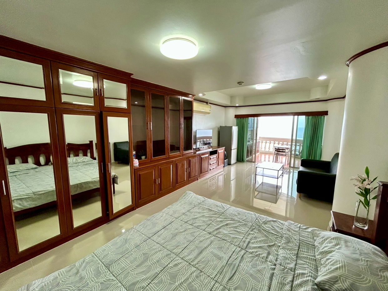 picture Studio Condominium @ Sky Beach - 2/19