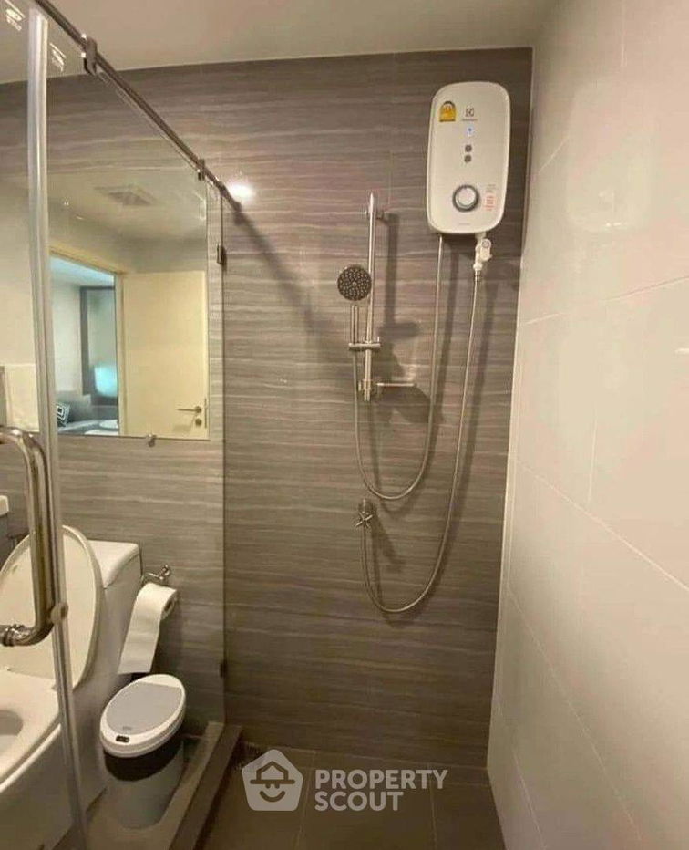 picture 2-BR Condo at Knightsbridge Phaholyothin Interchange in Anusawari (ID 1005212) - 5/10