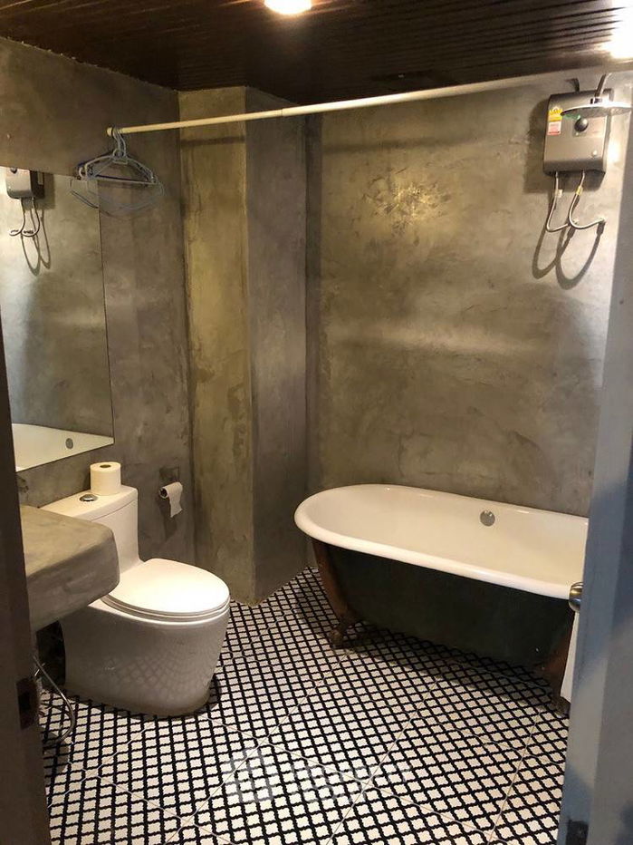 picture 3-BR Condo at Modern Home Tower Condominium near MRT Wat Mangkon (ID 387028) - 7/16