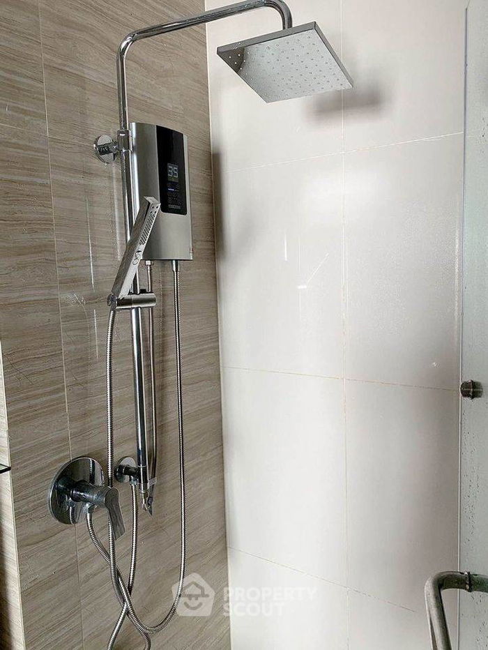 picture 1-BR Condo at Niche Mono Sukhumvit-Bearing near BTS Bearing (ID 1260422) - 10/17