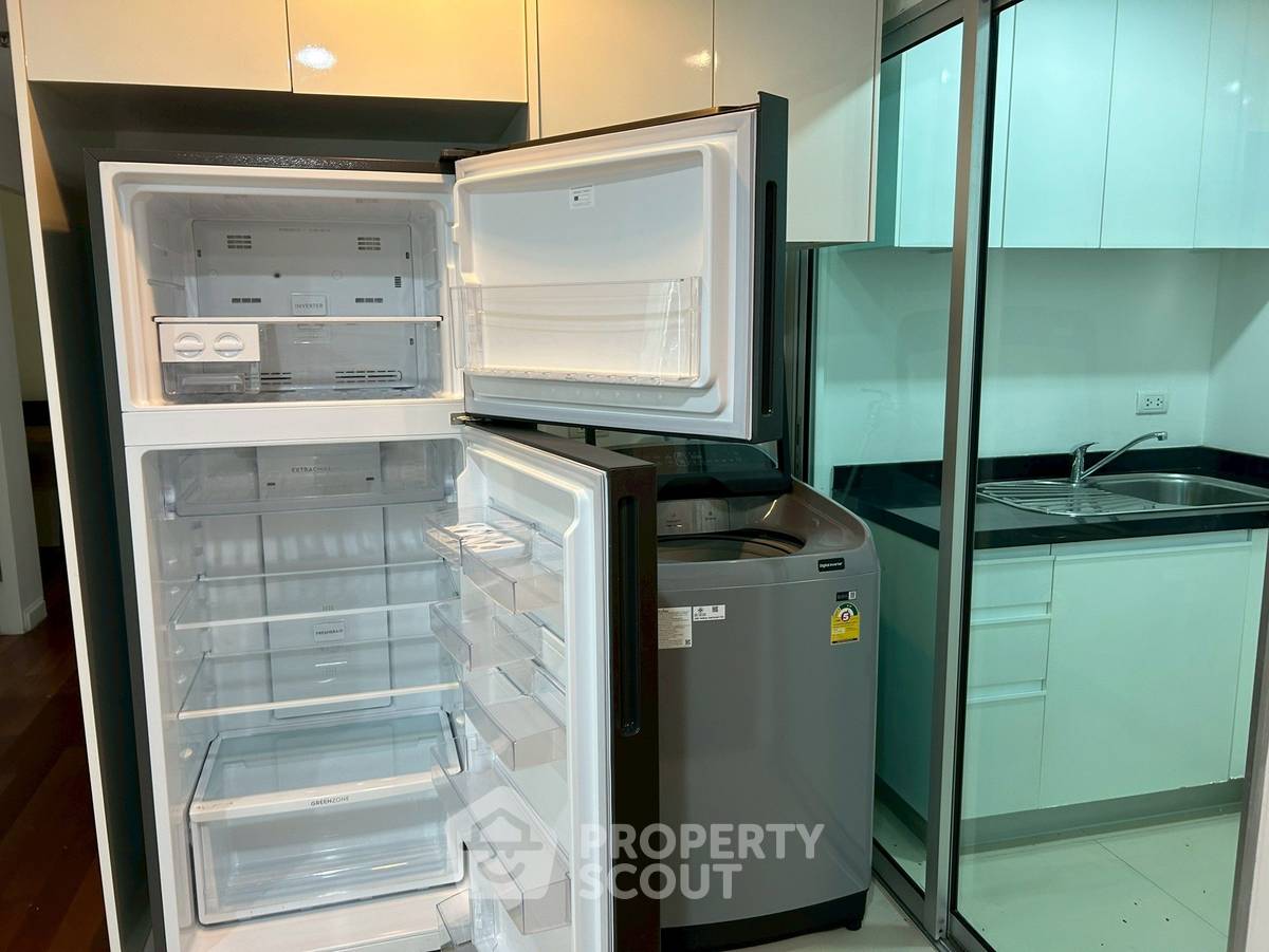 picture 3-BR Condo at Belle Grand Rama 9 near MRT Phra Ram 9 (ID 2289554) - 19/27