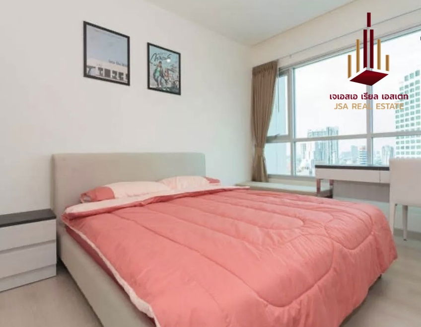 picture ✨ For Sale: Life Ratchadapisek Condo ✨  💰 Only 4,400,000 THB - 4/8