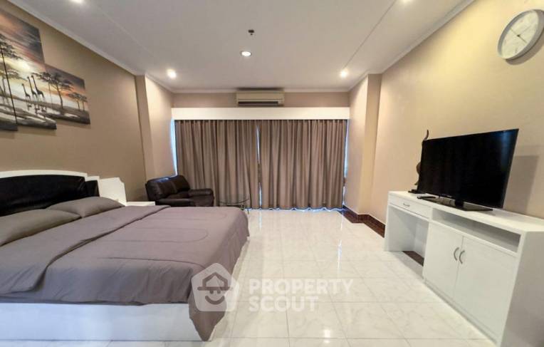picture Studio Condo at View Talay 8 Condominium Jomtien close to Jomtien Beach (ID 1863887) - 2/5