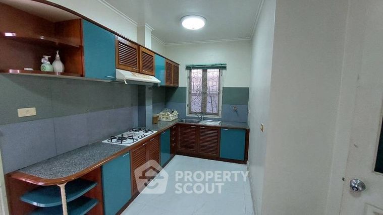 3-bed house for sale, 192 sqm, 69 sq wah, Manthana Prayasuren 26