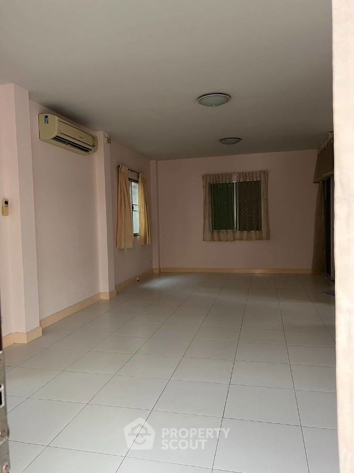 รูป บ้าน 3-ห้องนอน ที่ เอโทล มัลดีฟส์ บีช ศรีนครินทร์-วงแหวน ใน บางพลีใหญ่ (ID 1276896) - รูปที่ 3/6