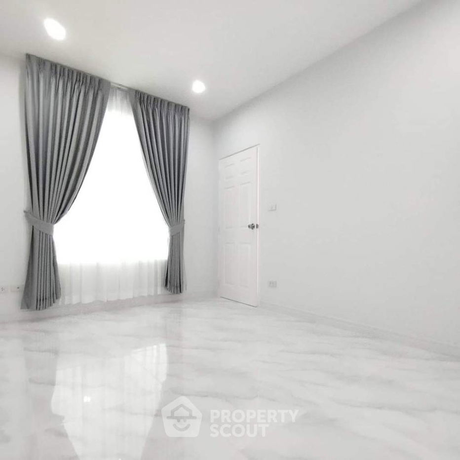 รูป บ้าน 3-ห้องนอน ใน หนองหงส์ (ID 1072795) - รูปที่ 12/20