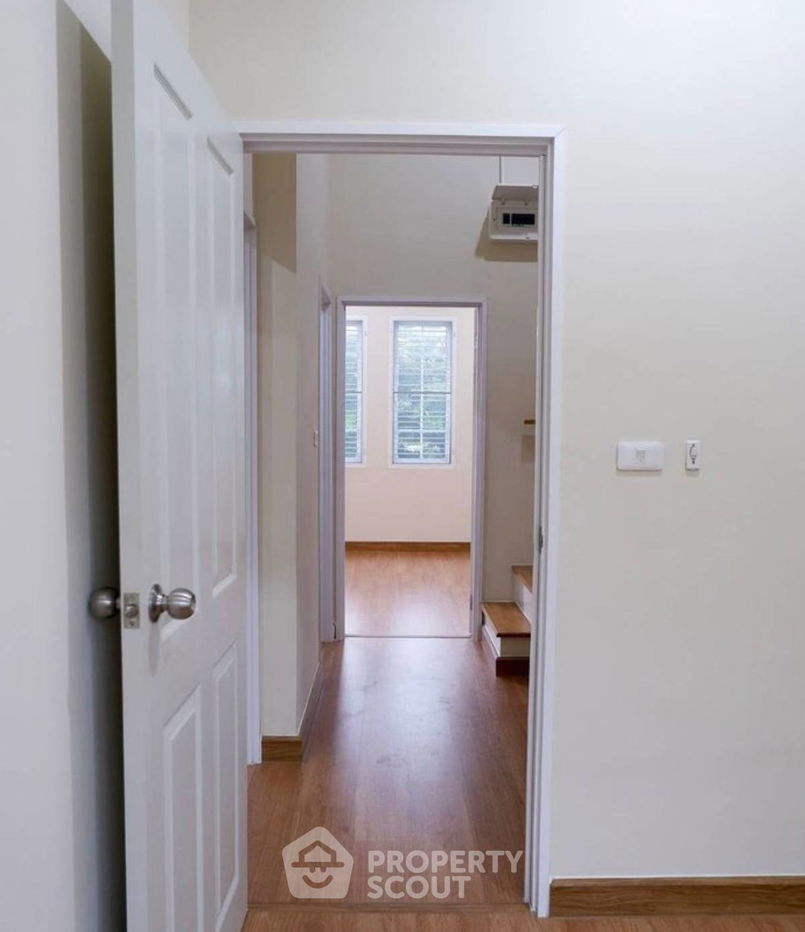picture 4-BR Townhouse at Golden Town Sathorn near MRT Bang Wa (ID 2150379) - 6/6