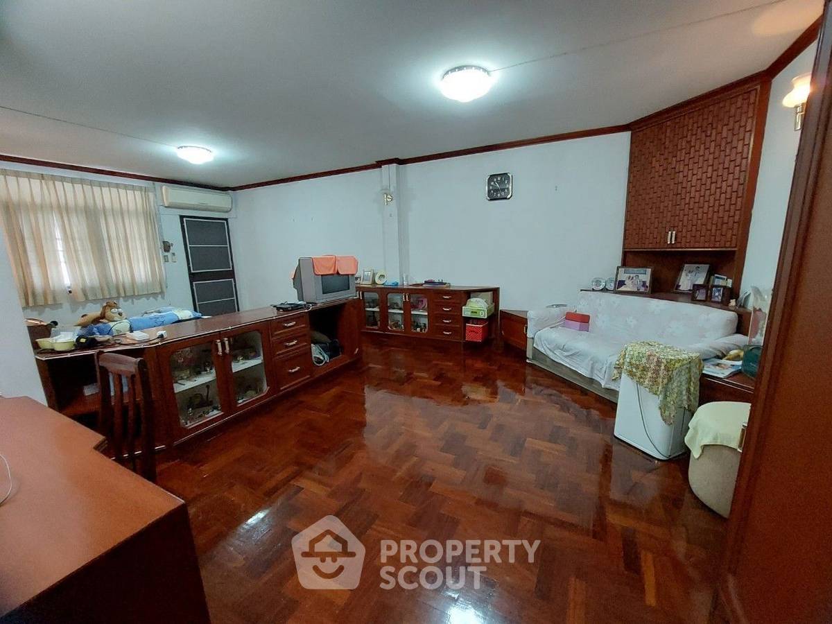 รูป บ้าน 6-ห้องนอน ใกล้ BTS พระโขนง (ID 782117) - รูปที่ 13/24