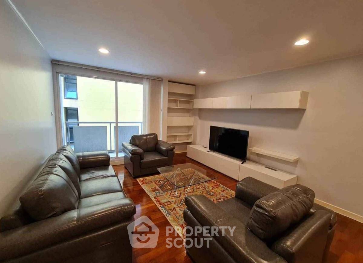 picture 3-BR Condo at Baan Siri Ruedee Condominium near BTS Phloen Chit (ID 2087870) - 1/12