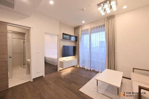 🔥 Q Asoke - Rent 24,500 bath / month, 1B1B size 38 sqm, available ( Line ID: real_realestate or phone: 0842824246) 