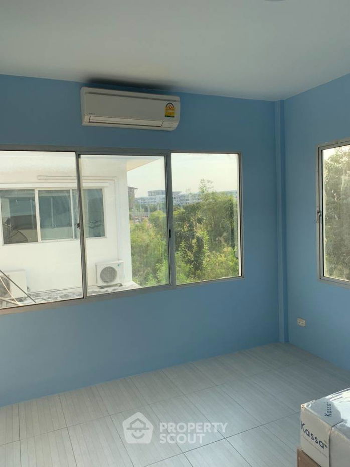 picture 3-BR Townhouse at Town Plus Kaset - Nawamin in Nuan Chan (ID 1819634) - 9/16