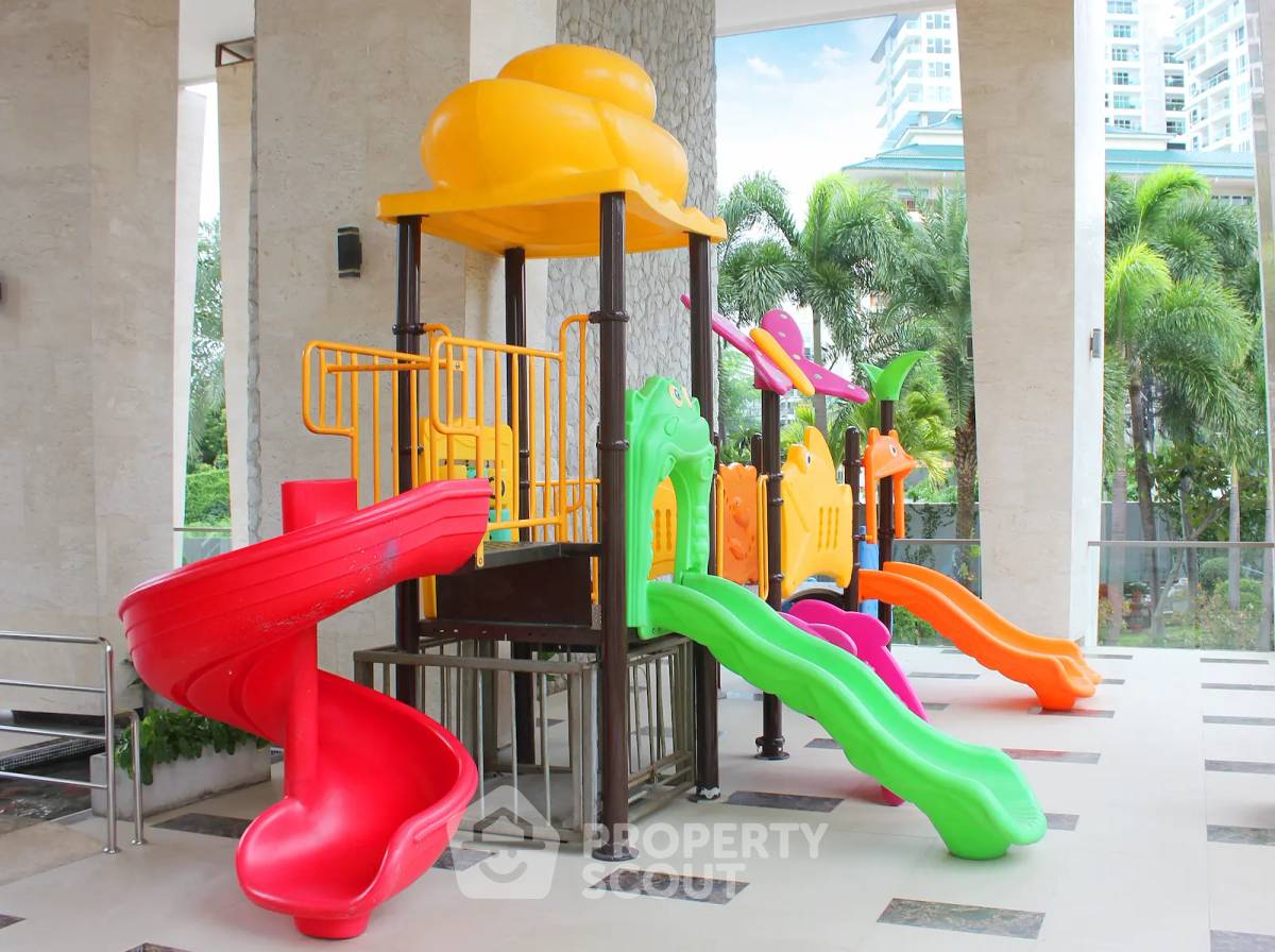 picture 1-BR Condo at The Peak Towers close to Phratamnak (ID 1154397) - 6/9