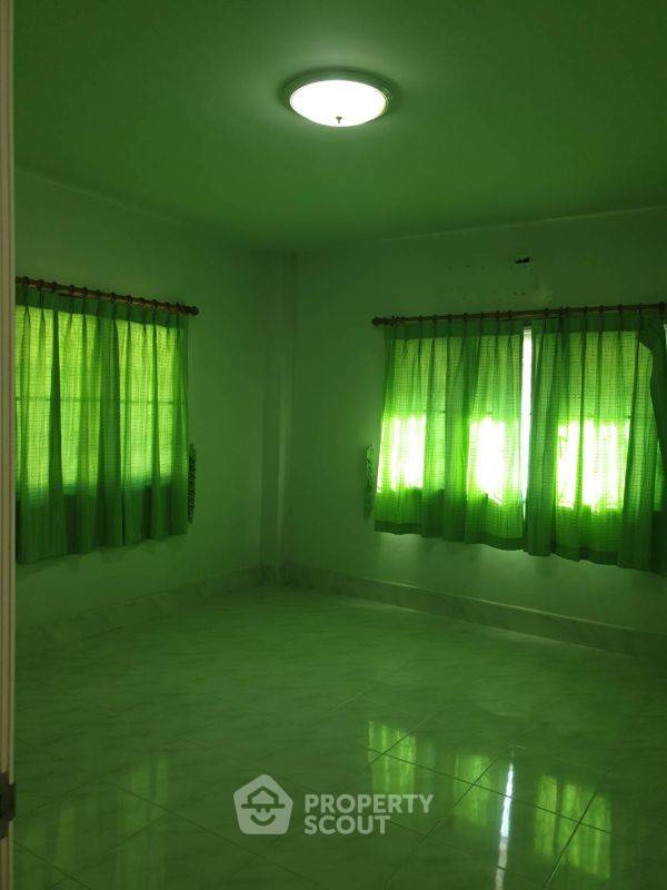 รูป ทาวน์เฮาท์ 4-ห้องนอน ที่ เฟื่องฟ้า วิลล่า 11 ใน แพรกษาใหม่ (ID 2150284) - รูปที่ 8/10