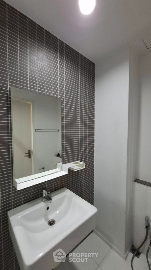 picture 1-BR Condo at The Key Prachachuen in Mueang Nonthaburi (ID 2064643) - 2/14