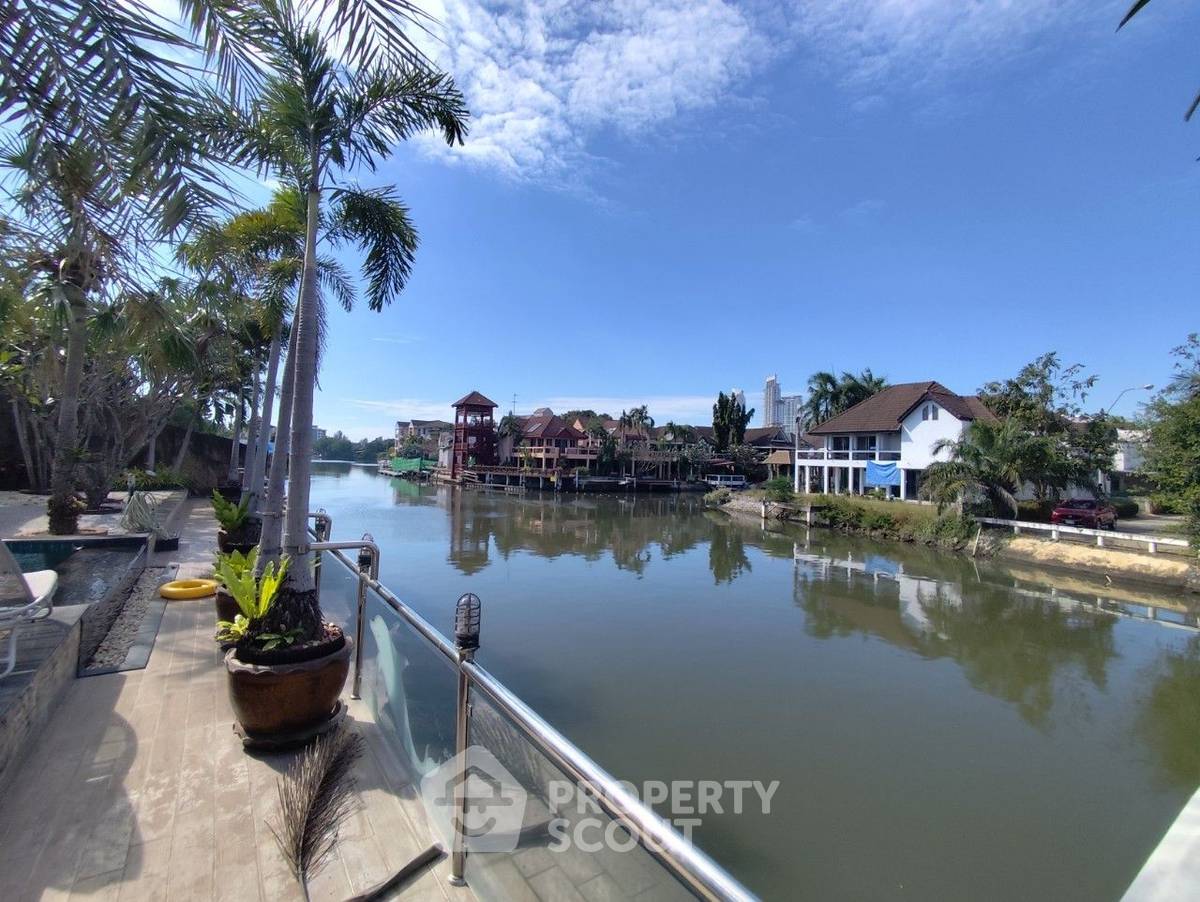 picture 4-BR Villa at Jomtien Yacht Club 3 close to Pattaya (ID 1972892) - 36/40