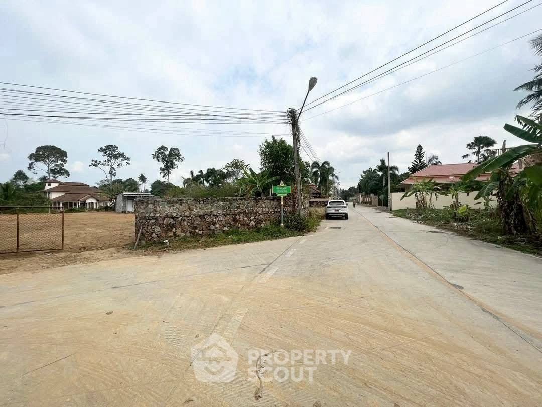 picture 1,270 m² Land for Sale close to Pattaya (ID 2085866) - 2/10