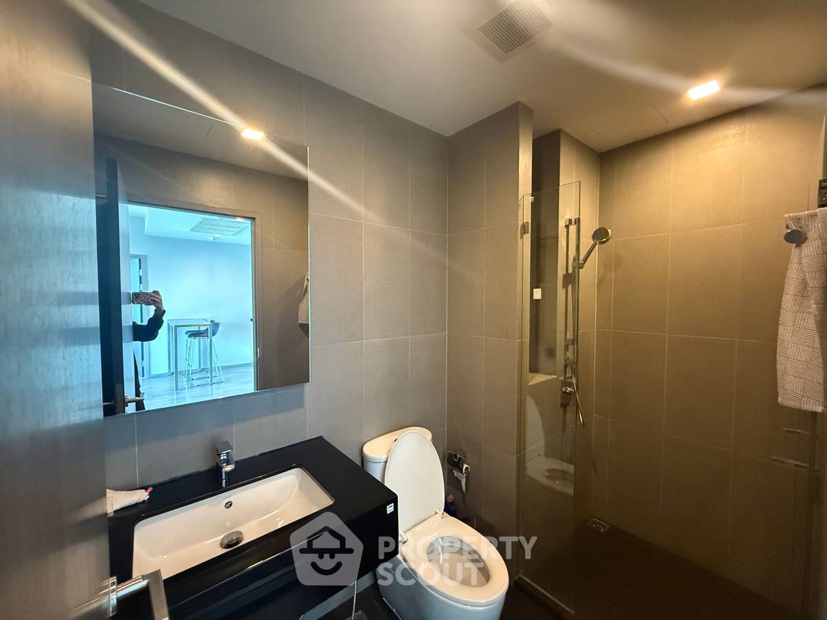 picture 2-BR Condo at Whizdom Avenue Ratchada – Ladprao near MRT Ratchadaphisek (ID 2030848) - 13/16