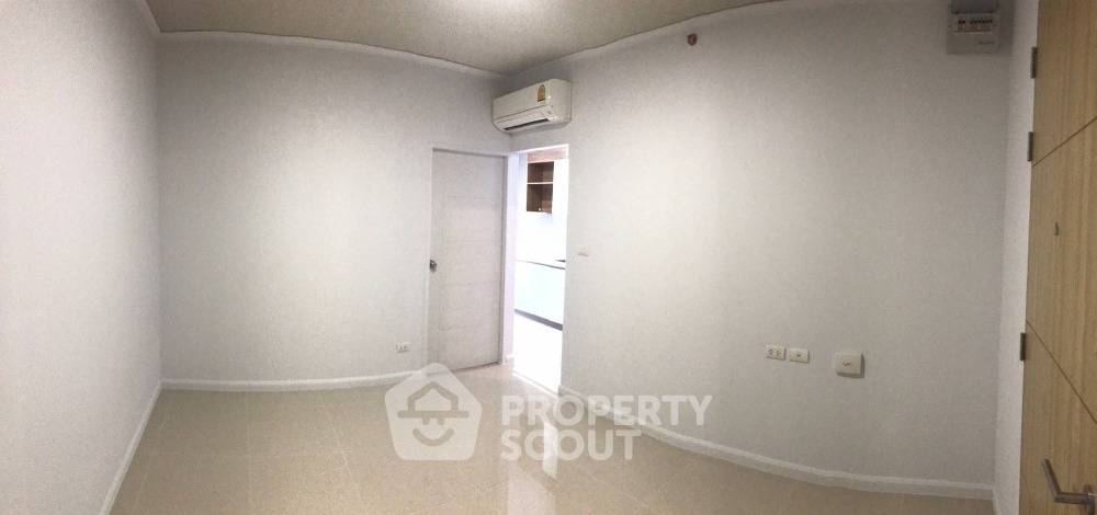 picture 2-BR Condo at Sea Hill Condo Sriracha close to Laem Chabang (ID 805909) - 9/14