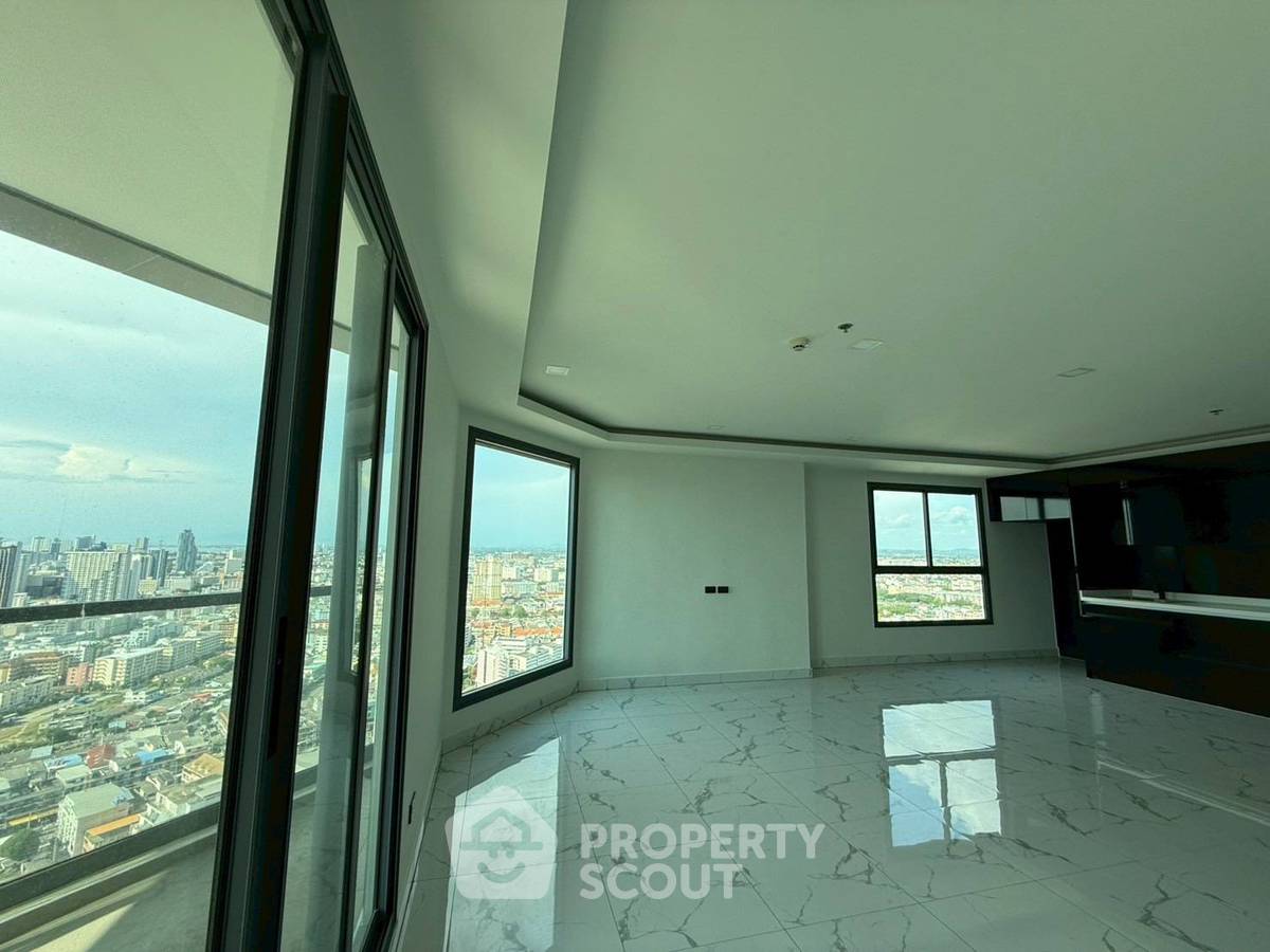 picture 4-BR Condo at Arcadia Millennium Tower close to Pattaya South (ID 2137480) - 8/13