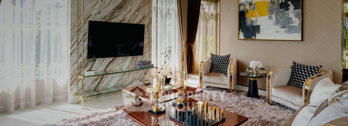 picture 3-BR House at The Palm Krungthepkreetha-Wongwaen in Saphan Sung (ID 2130879) - 1/10