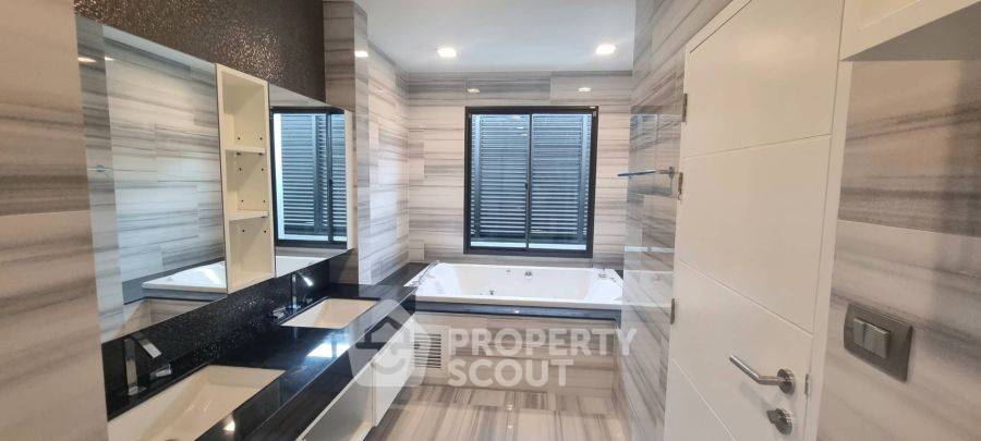 picture 6-BR House at Perfect Masterpiece Sukhumvit 77 close to Suvarnabhumi Airport (ID 2147353) - 9/10